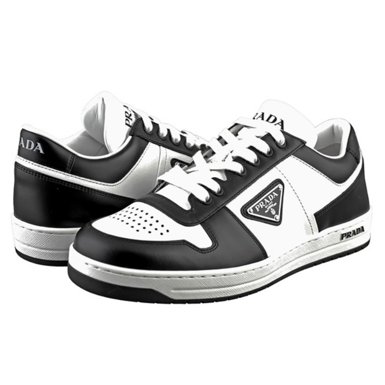 ♦PRADA♦メンズ スニーカー☆正規品・安全発送☆