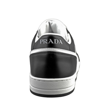 ♦PRADA♦メンズ スニーカー☆正規品・安全発送☆
