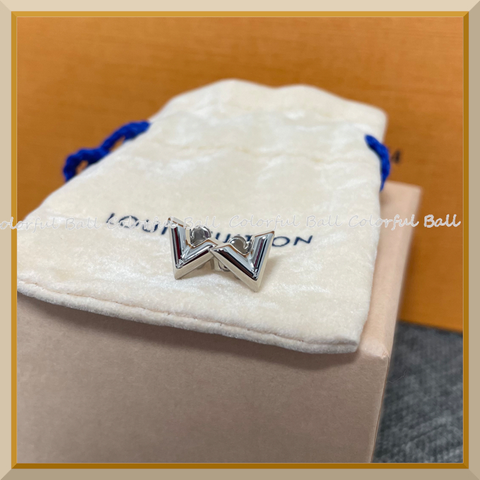 国内即発LouisVuittonスタッズ イヤリング・エセンシャルVメンズ