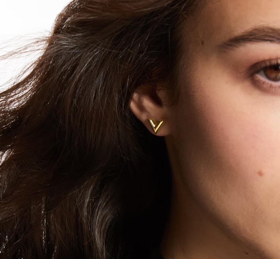 国内即発LouisVuittonスタッズ イヤリング・エセンシャルVメンズ