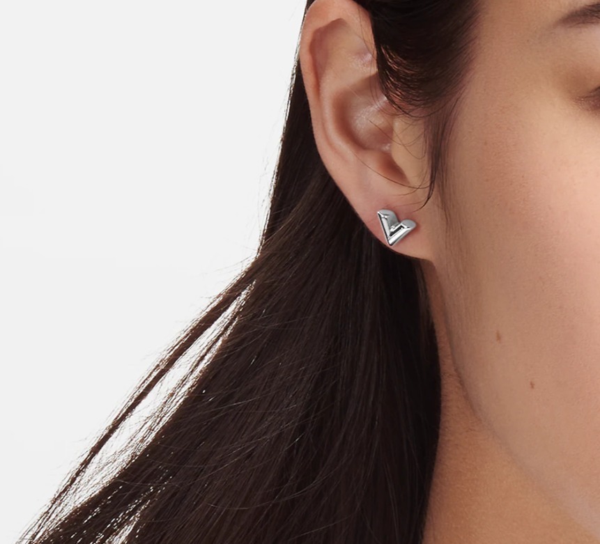 国内即発LouisVuittonスタッズ イヤリング・エセンシャルVメンズ