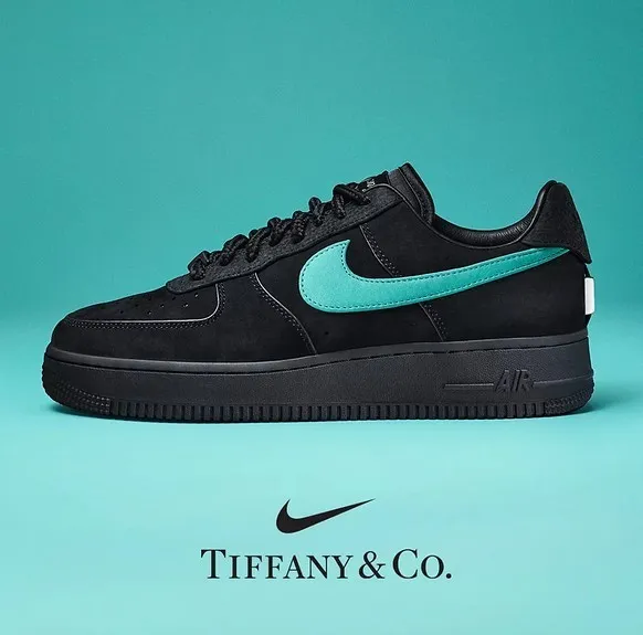 ★NIKE x TIFFANY★送関込★世界中を震撼させた話題のコラボ★ティファニー x ナイキエア フォース 1の限定
