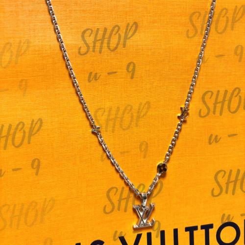 すぐ届く国内発送【Louis Vuitton】チャーム・LV ディメンション