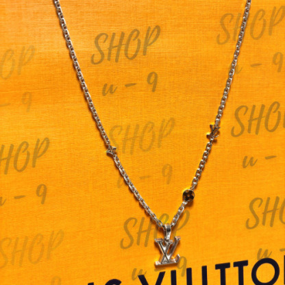 すぐ届く国内発送【Louis Vuitton】チャーム・LV ディメンション