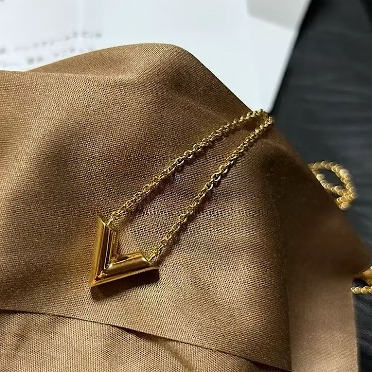 【オシャレ度アップ♪】LOUIS VUITTON★ネックレス