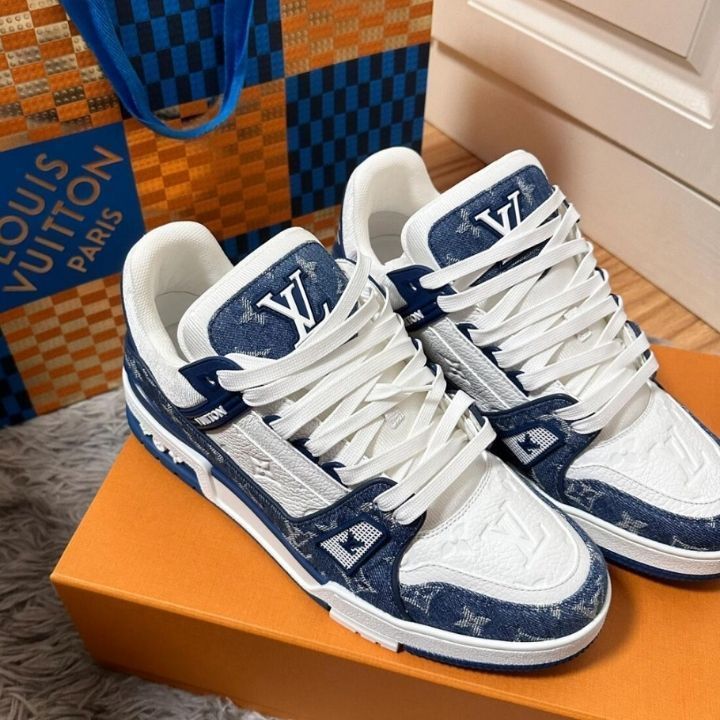 ◆人気を誇る1足【 LV 】LV トレイナー・ライン スニーカー 3色