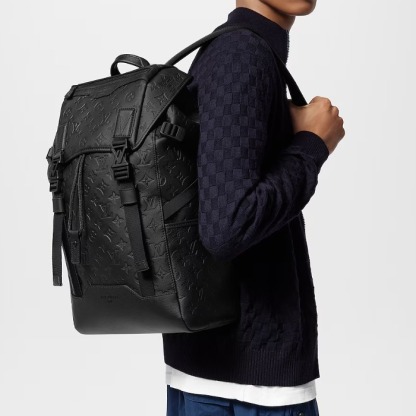 【オールブラックが粋】LOUIS VUITTON★Mongsuri バックパック