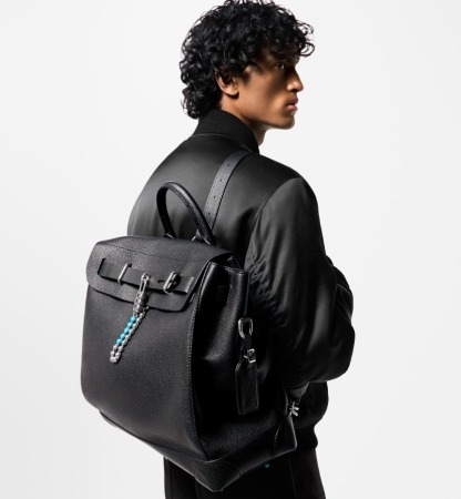 Louis Vuitton リュック《スティーマー40》黒 カーフ DHL 直営店