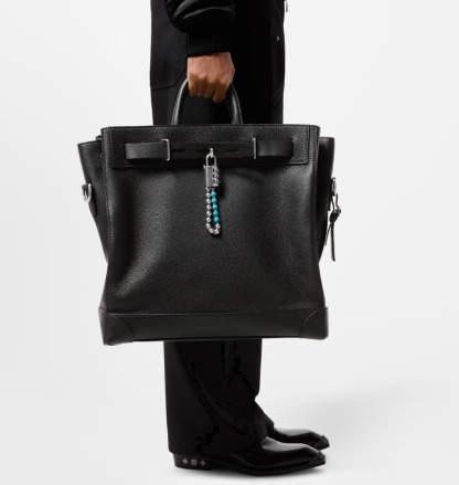 Louis Vuitton リュック《スティーマー40》黒 カーフ DHL 直営店