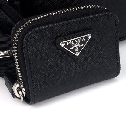 ♦PRADA♦サフィアーノレザー ショルダーバッグ