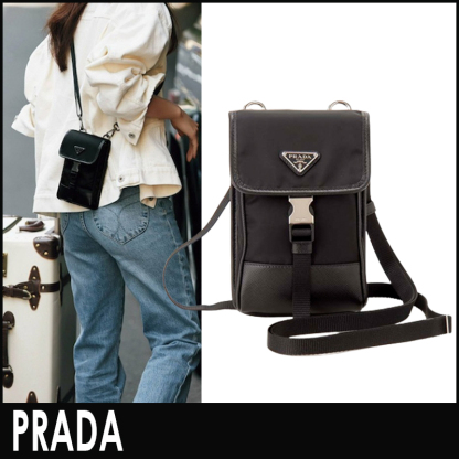 ☆PRADA leather smartphone case☆ショルダーバッグ