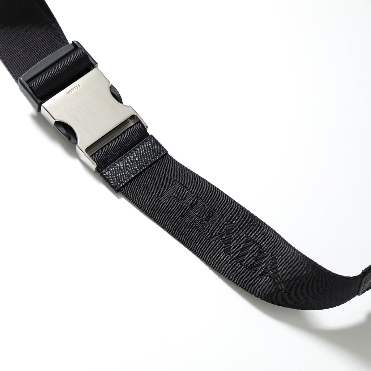 PRADA ボディバッグ 2VL977 WOO 2DMG Re-Nylon ベルトバッグ