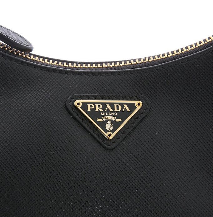 ♦PRADA♦レディースショルダーバッグ☆正規品☆