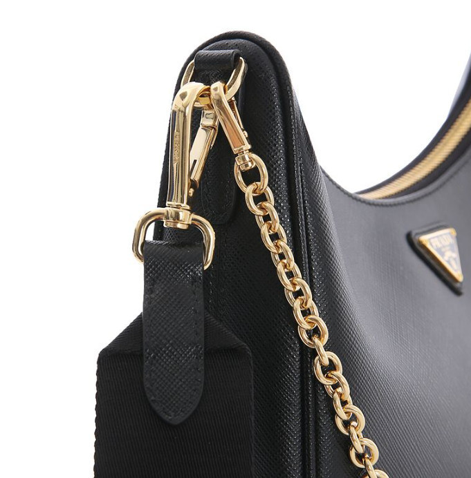 ♦PRADA♦レディースショルダーバッグ☆正規品☆