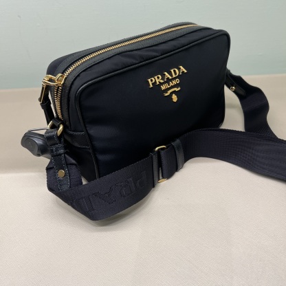 【セール】PRADA プラダ ナイロン ショルダーバッグ 1BH089