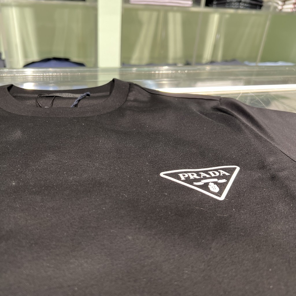 6万取引突破★UPS速達便利用！【PRADA】UJN656 13MQ_Tシャツ