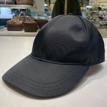 ★PRADA★ユニセックス キャップ☆正規品・安全発送☆
