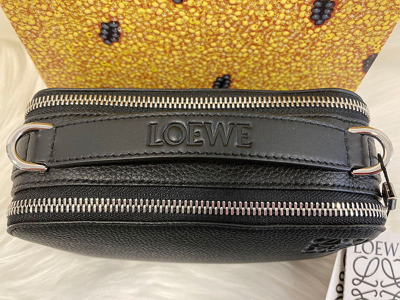 【LOEWE】ロエベ カメラ ミニ ウェアラブル クロスボディバッグ
