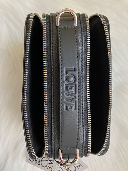 【LOEWE】ロエベ カメラ ミニ ウェアラブル クロスボディバッグ