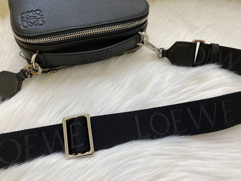 【LOEWE】ロエベ カメラ ミニ ウェアラブル クロスボディバッグ