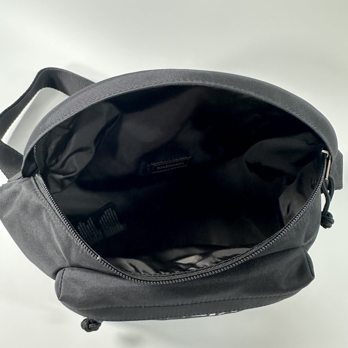 【国内即発】BALENCIAGA/Wheel/ベルトバッグ