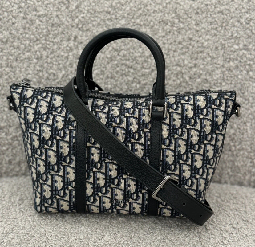 ◆国内発送◆Dior Weekender 25 バッグ オブリークジャガード