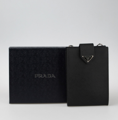 関送込! PRADA★フォンケース レザー ショルダーバッグ 2ZH179