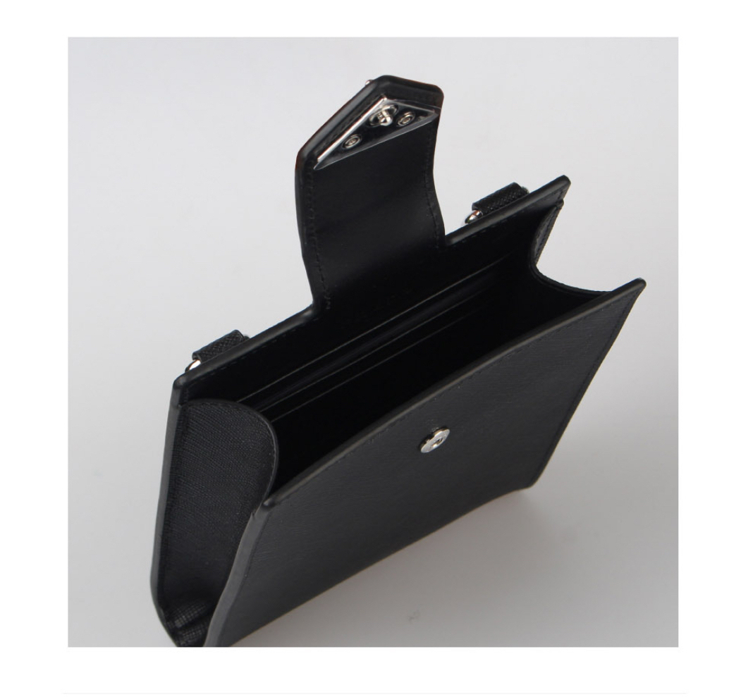 関送込! PRADA★フォンケース レザー ショルダーバッグ 2ZH179