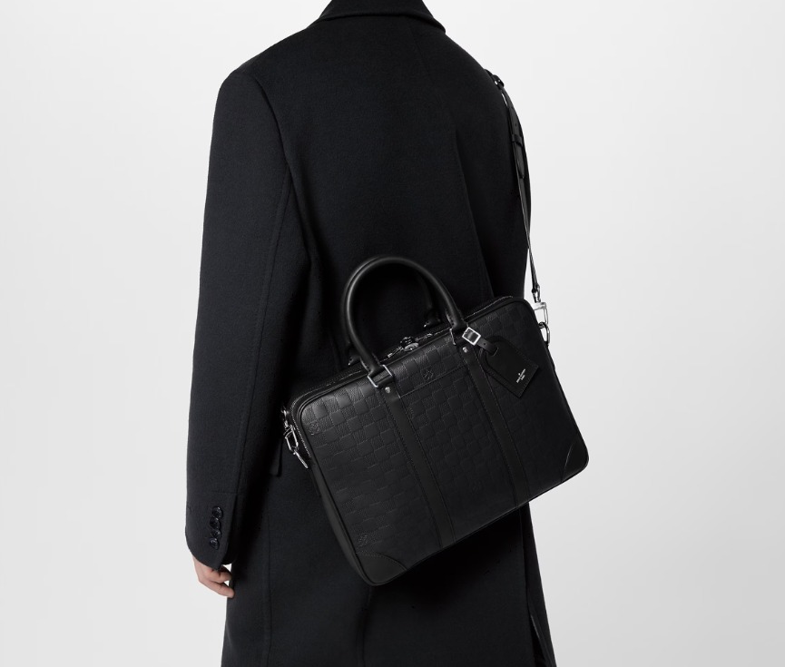 【国内発送】Louis Vuitton　ポルト ドキュマン　ヴォワヤージュ