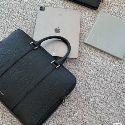 【人気】Dior ブリーフケース