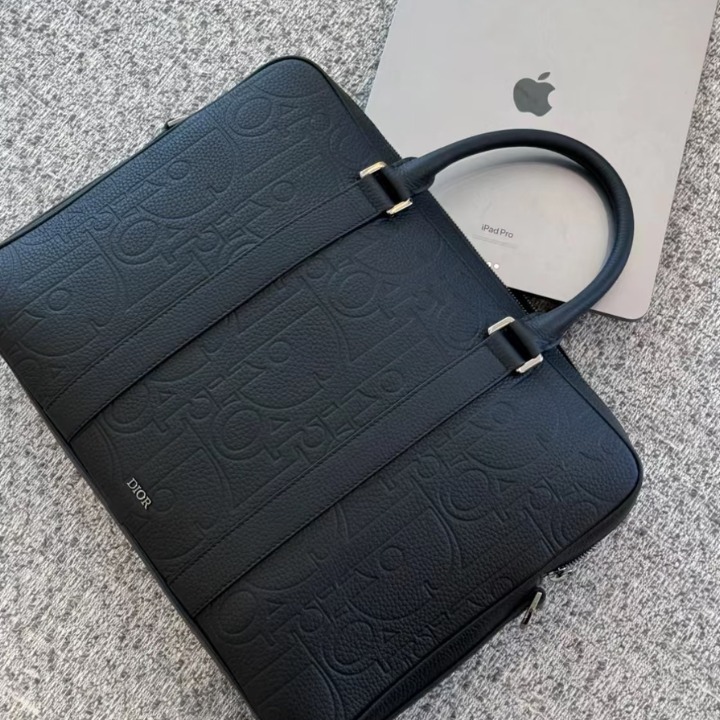 【人気】Dior ブリーフケース