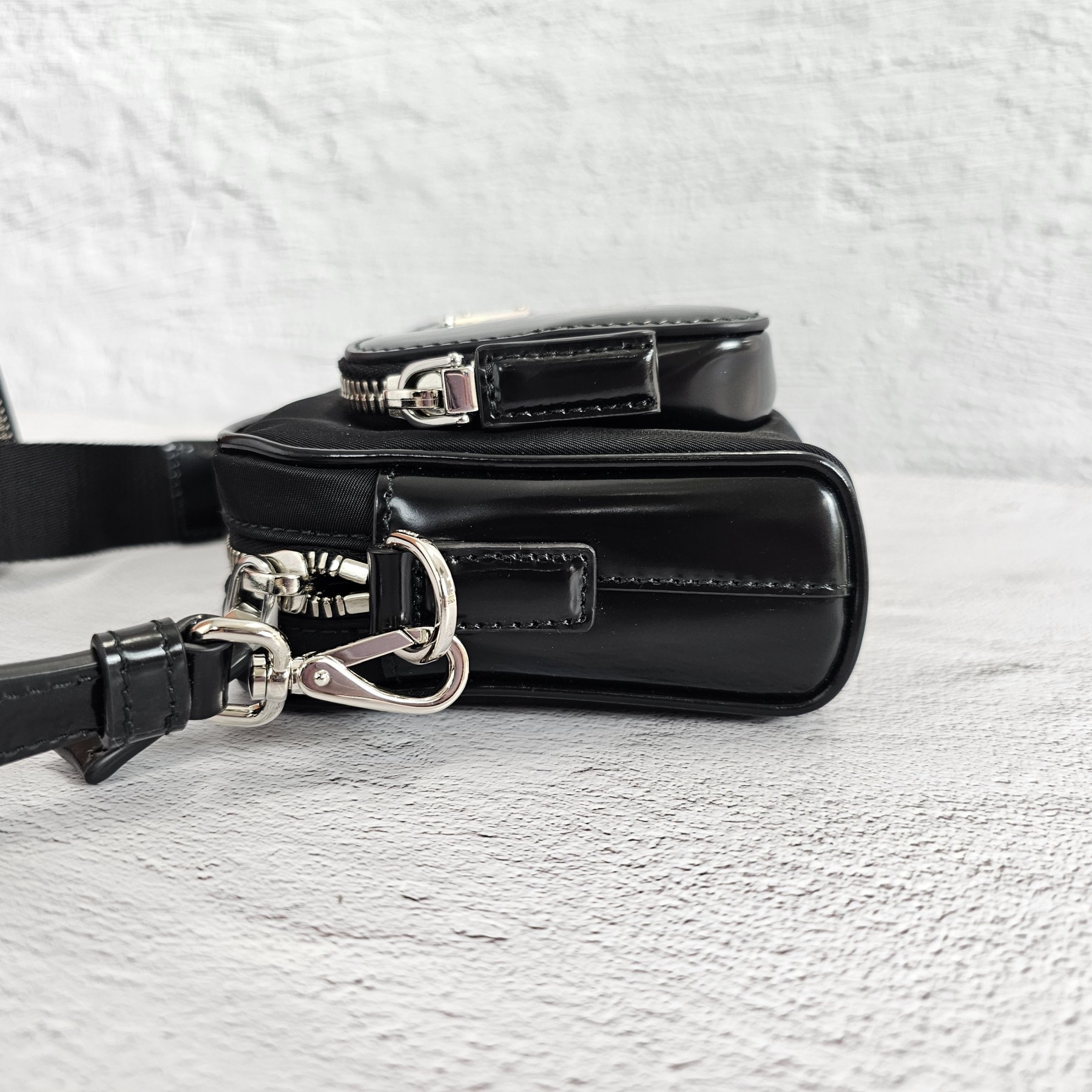 ★関税込★PRADA★Re-Nylon ブラッシュドレザークロスバッグ★