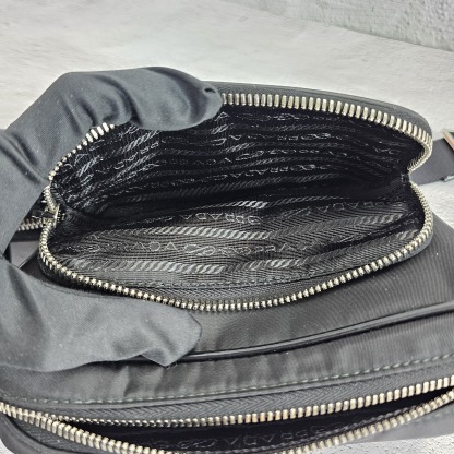 ★関税込★PRADA★Re-Nylon ブラッシュドレザークロスバッグ★