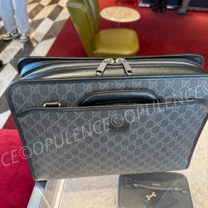 GUCCI グッチ 人気 GGスプリーム ブリーフケース ビジネスバッグ