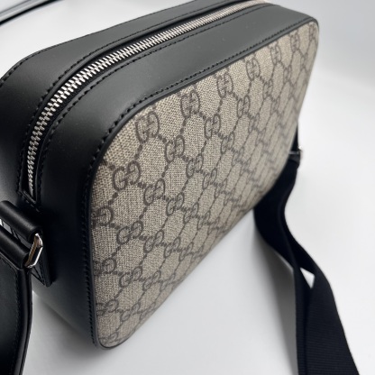 限定セール★グッチGGスプリーム ショルダーバッグ カメラ779880