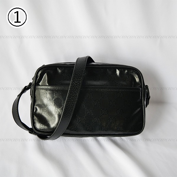 【完売必至】グッチ 光沢が美しいモノグラム柄ショルダーバッグ