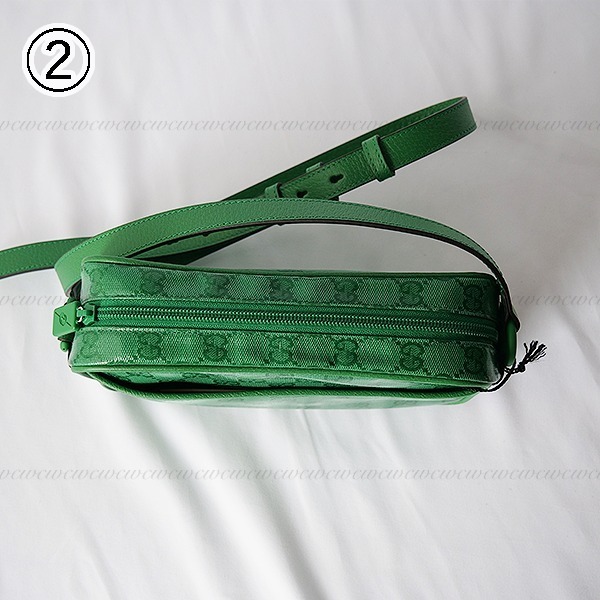 【完売必至】グッチ 光沢が美しいモノグラム柄ショルダーバッグ