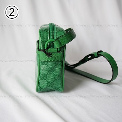 【完売必至】グッチ 光沢が美しいモノグラム柄ショルダーバッグ