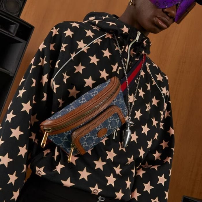 国内発【GUCCI】インターロッキングG付き ベルトバッグ