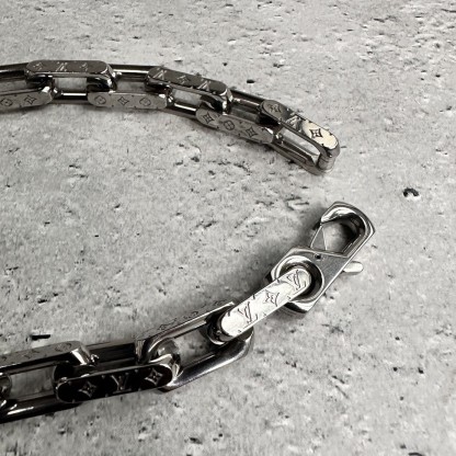 Louis Vuitton ネックレス・チェーン モノグラム