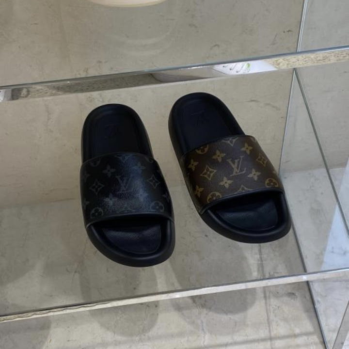 【上品なサンダル】Louis Vuitton ウォーターフロント ミュール