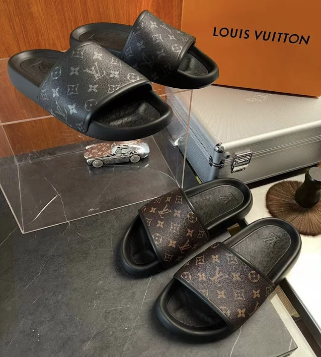 【上品なサンダル】Louis Vuitton ウォーターフロント ミュール