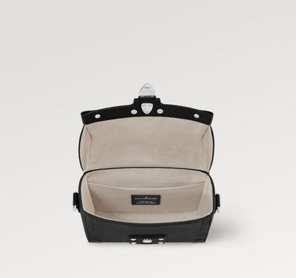 シックでクール♪【LOUISVUITTON】ソウル・トランク バッグ