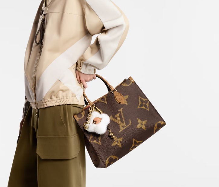 【メンズに大人気】Louis Vuitton　オンザゴー MM　トートバッグ