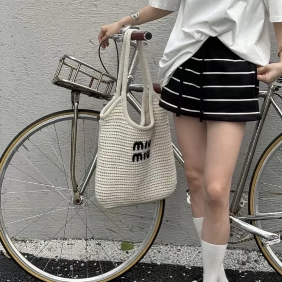 【夏に最適☆】ミュウミュウ トートバック IVY ラフィア風 25SS