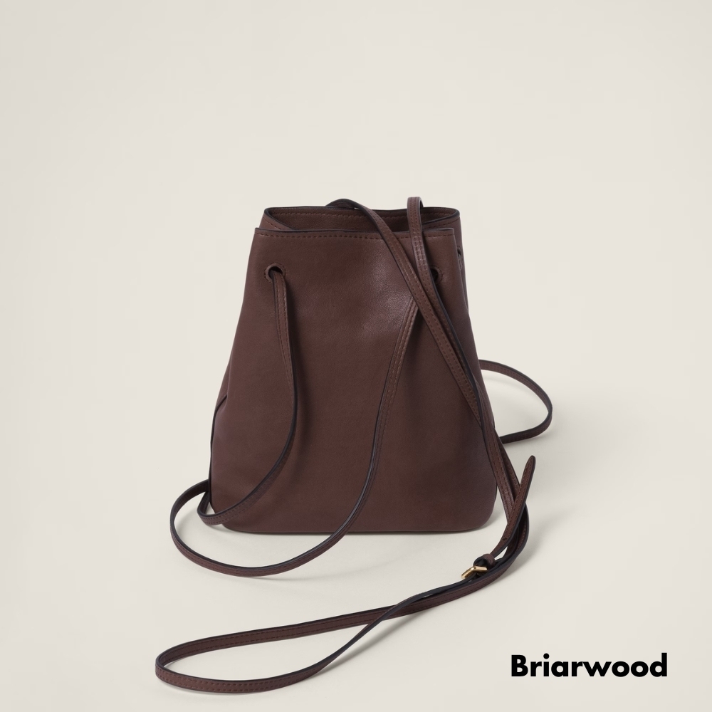 【MiuMiu】ナッパレザーミニバッグ