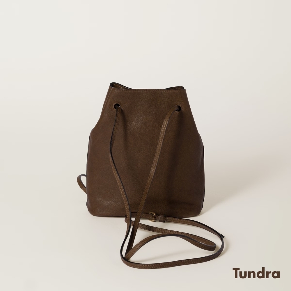 【MiuMiu】ナッパレザーミニバッグ