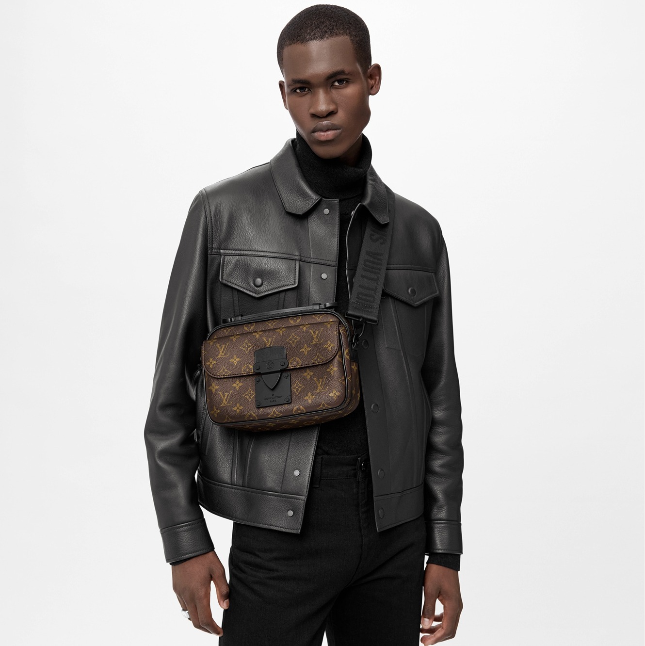 ◆とってもオシャレでモダン【 LV 】Sロック・メッセンジャー