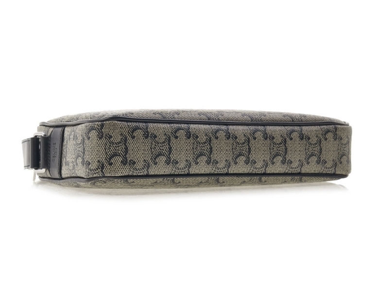 ☆送料関税込☆CELINE ロゴ ミディアム メッセンジャーバッグ