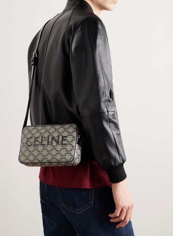 ☆送料関税込☆CELINE ロゴ ミディアム メッセンジャーバッグ